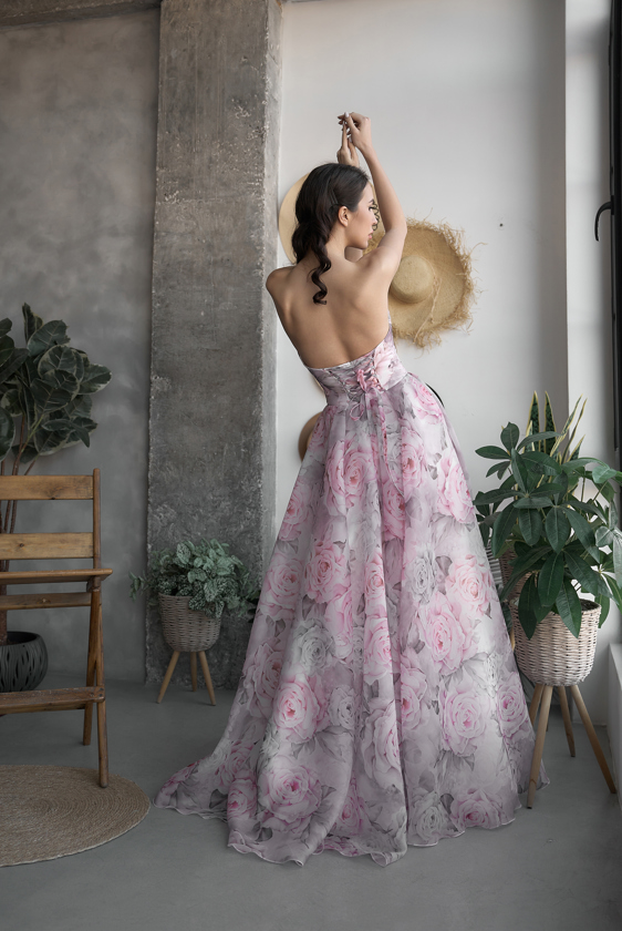 Купить платье на выпускной 2023: в СПб, цены от салона «ИнтерСтиль»